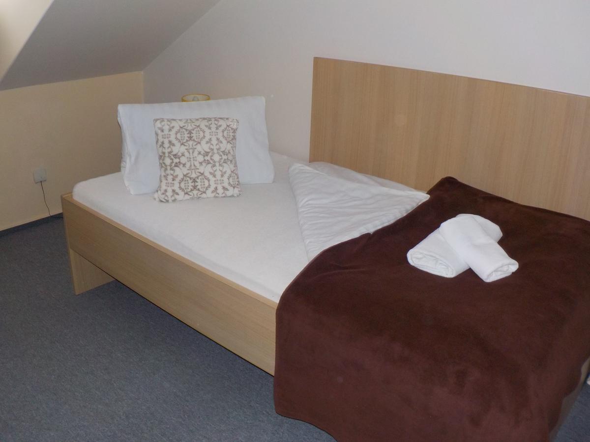 Hotel Krivan Kysucke Nove Mesto Номер фото